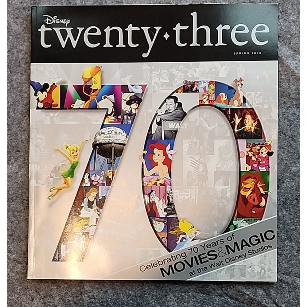 Disney D23 Twenty-Three Magazine Gold Member 70 years Walt Disney Studios 2010